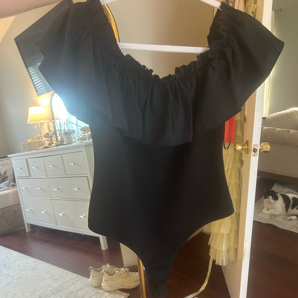 TCEC Black Asymmetrical Flutter Sleeve Bodysuit